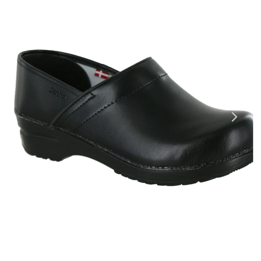 Sanita Women's Professional PU Slip-Resistant Chef Clog size 37 US ladies 5.5-6